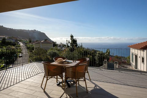Day, Balcony/Terrace