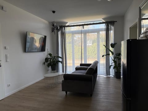 Renovated in style - Close to Hamburg Apartment in Hamburg