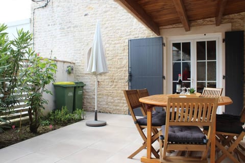 Balcony/Terrace, Dining area