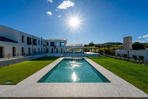 Property building, Swimming pool