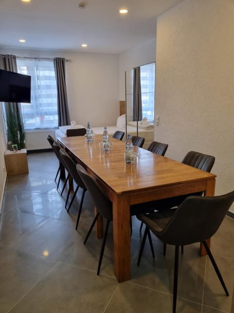 Living room, Dining area, Bedroom