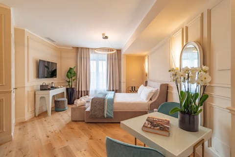 Bed, Decorative detail, Bedroom, furniture