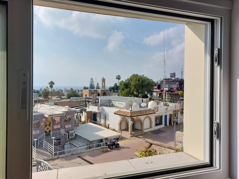 Nearby landmark, Neighbourhood, Bird's eye view, View (from property/room), City view, Landmark view, Sea view, Street view, Location