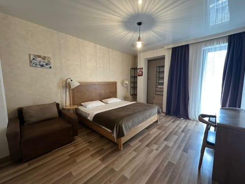 Bed, Living room, Photo of the whole room, Seating area, Bedroom