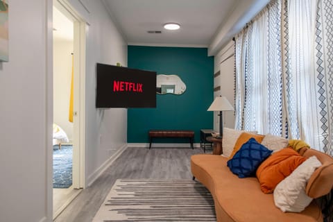 TV and multimedia, Seating area