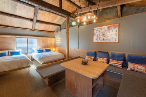 Bed, Seating area, Bedroom
