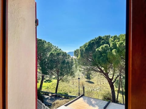 Lou Miradou 1 - Vieux village médiéval, Cosy, Clim, 2 personnes Apartment in Provence-Alpes-Côte d'Azur