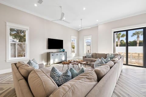 Four Blue Palms by 30A Escapes House in Seacrest