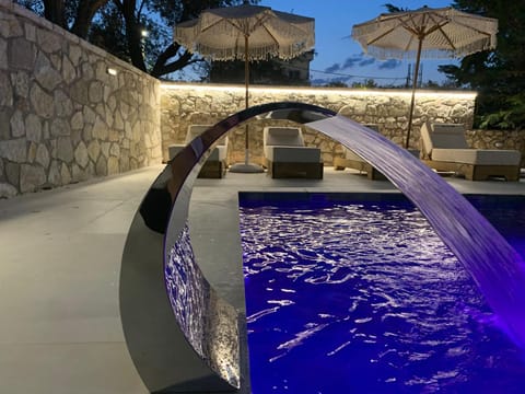 Night, Pool view, Swimming pool, Swimming pool, sunbed