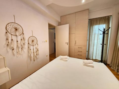 Bed, Bedroom, wardrobe