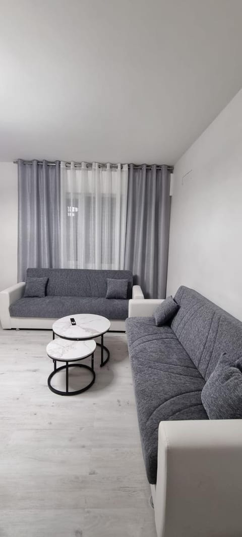 Living room, Seating area, furniture