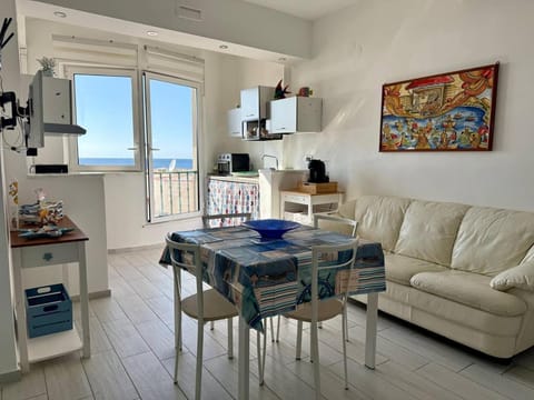 Living room, Seating area, Dining area, Sea view