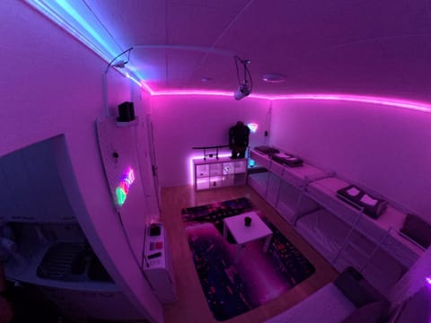 Smart & Futuristic 23m2 Studio in Trendy Port Arthur Apartment in Turku