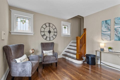 Forest Park Oasis by JZ Vacation Rentals House in Saint Louis