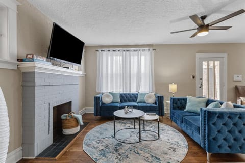 Forest Park Oasis by JZ Vacation Rentals House in Saint Louis