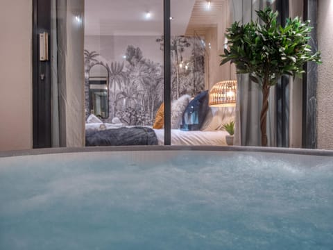 Hot Tub