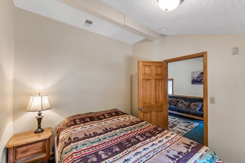 Yogi Bear's Jellystone Park Camp-Resort in Estes Park House in Rocky Mountain National Park