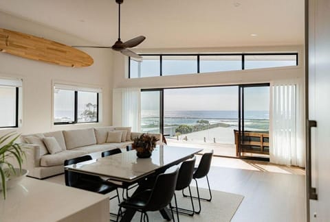 Surfscape House in Bicheno