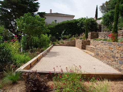 Le Lavandou : Villa 4 chambres, piscine privée et climatisation - FR-1-803-76 Villa in Le Lavandou