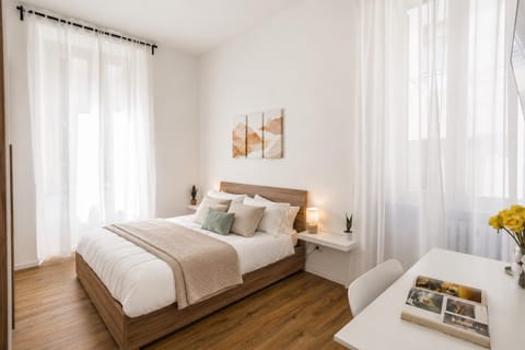 Bed, TV and multimedia, Photo of the whole room, Animals, Bedroom, children, young children, Family, furniture, heating, internet, pet friendly, safe, towels, air conditioner, air conditioner