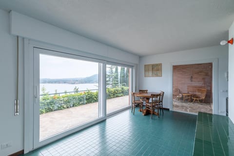 View (from property/room), Garden view, Lake view