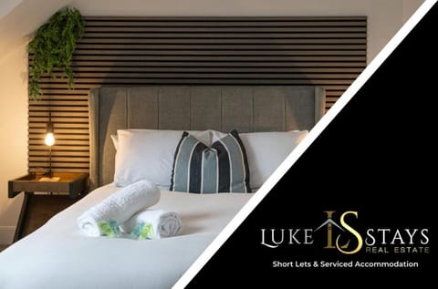 Luke Stays - Welbeck Road Apartment in Newcastle upon Tyne