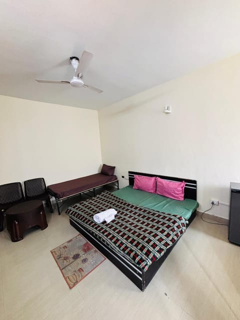 Living room, Photo of the whole room, Bedroom