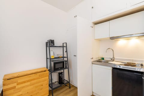 GuestReady - L'Petite Maison Rouge Apartment in Paris