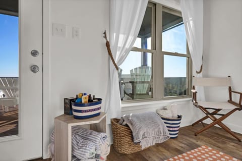 Here Comes The Sun by Sea Scape Properties House in Topsail Beach