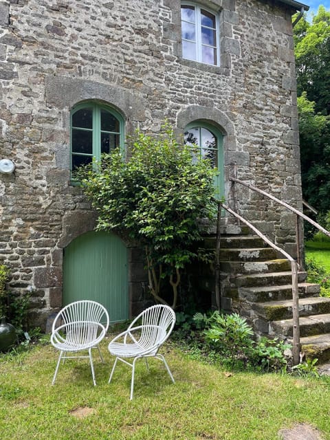 Property building, Garden view