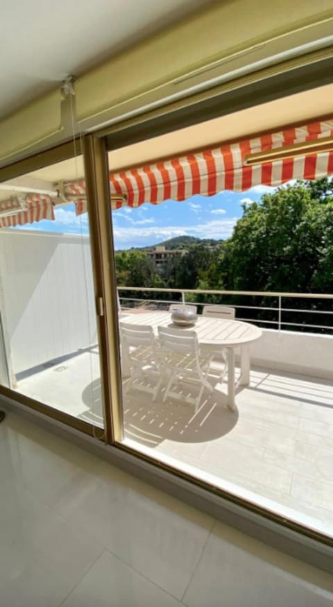 Beautiful Studio with shared pool Apartment in Saint-Tropez