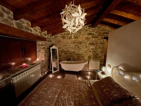 Bedroom, Bath