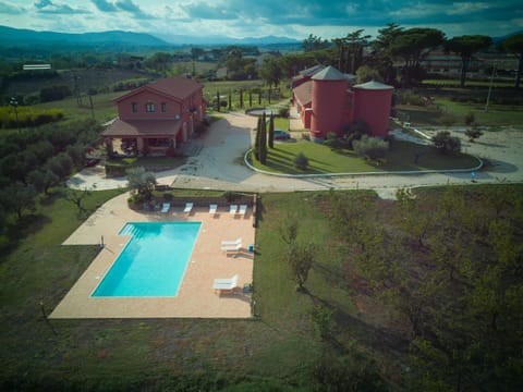 Bird's eye view, Pool view