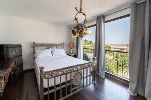 Bed, View (from property/room), Balcony/Terrace, Photo of the whole room, Bedroom