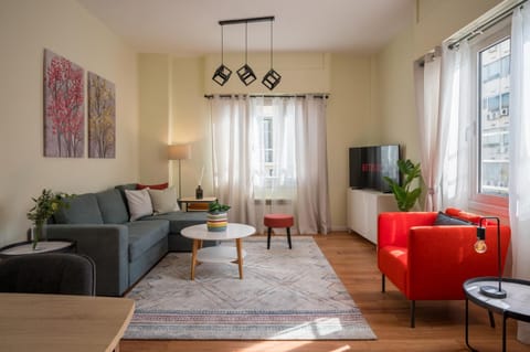 Communal lounge/ TV room, Living room, Seating area