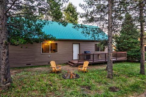 Muley Hollow House in Island Park