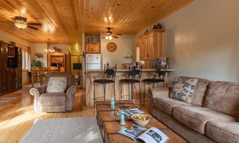 Muley Hollow House in Island Park