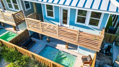 Property building, Swimming pool