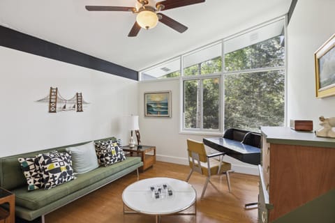 Pineview Haven House in Farragut