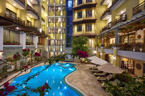 Swimming pool