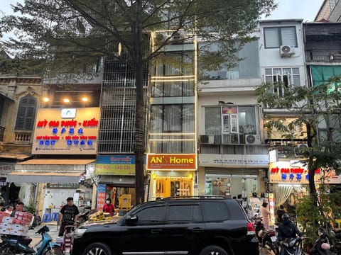 Property building, City view