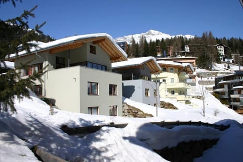 Property building, Day, Natural landscape, Winter, Mountain view