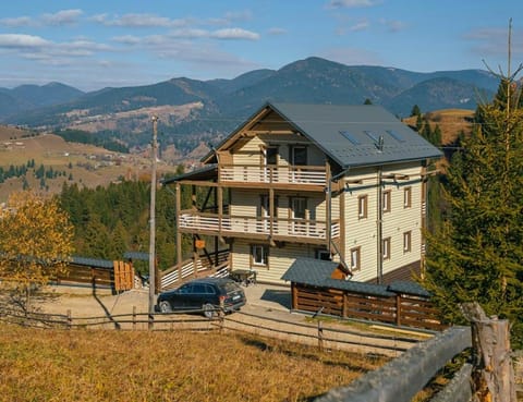 Property building, Natural landscape, Mountain view