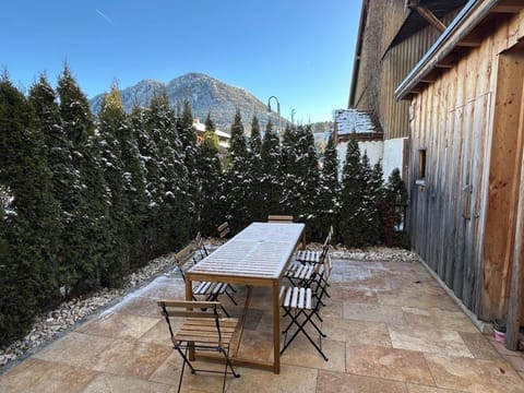 Balcony/Terrace, Mountain view