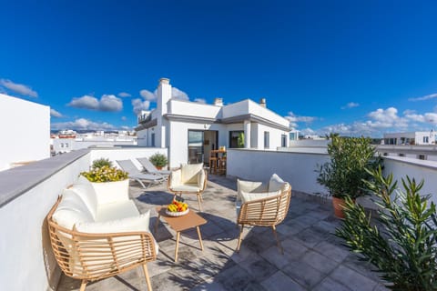 Property building, View (from property/room), Balcony/Terrace