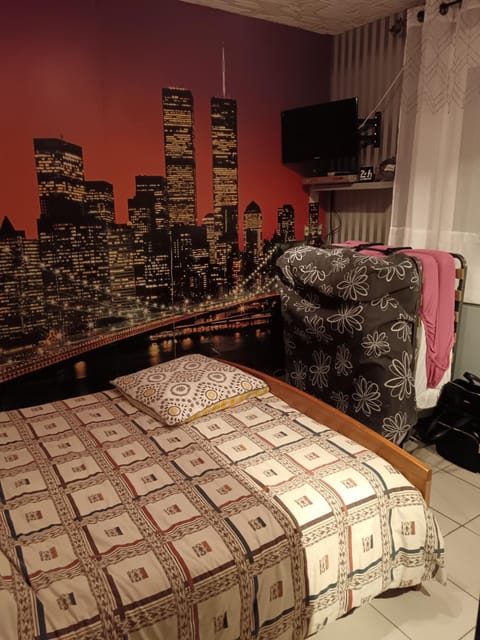 24 heures du Mans Bed and Breakfast in Centre-Val de Loire