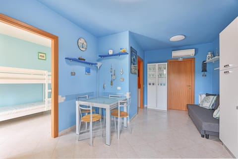 Living room, air conditioner