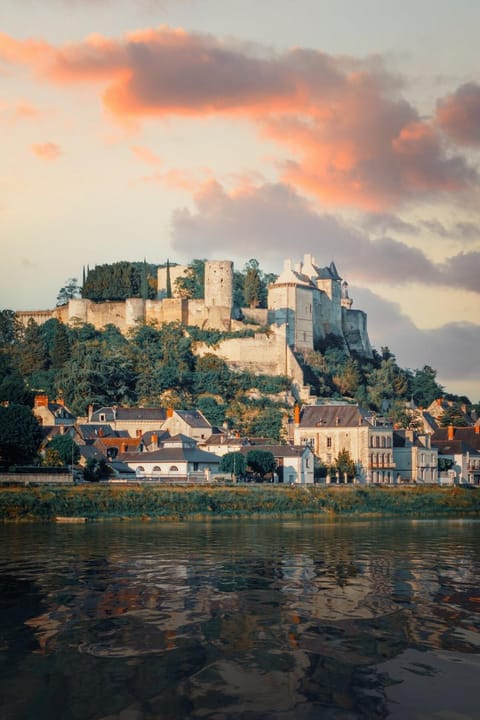 Nearby landmark, Day, Natural landscape, City view, Landmark view