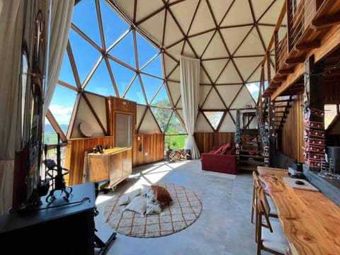 Communal lounge/ TV room, TV and multimedia, Living room, Seating area