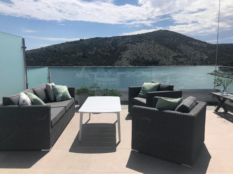 Apartment White House Apartment in Split-Dalmatia County